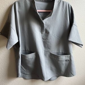 FIGS Womens Scrub Top - Large in Gray